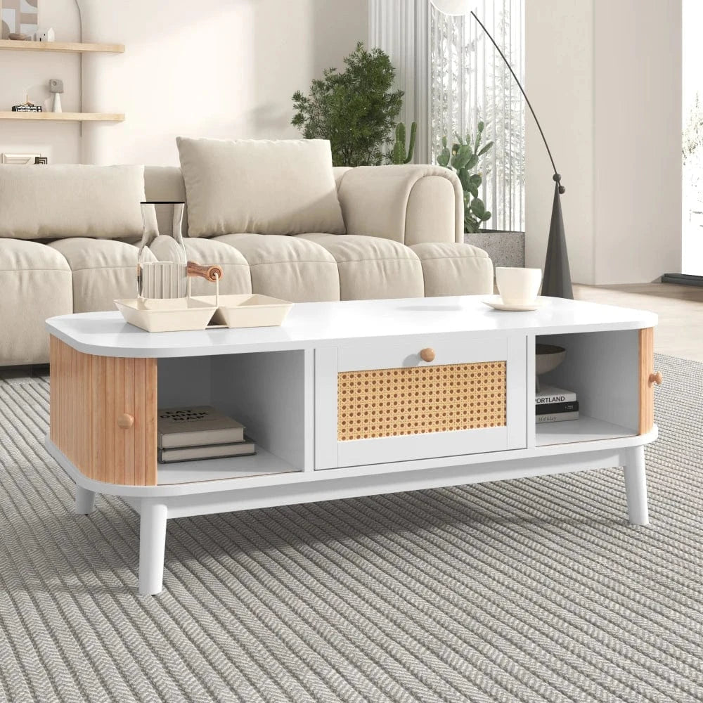 Table basse design scandinave avec cannage