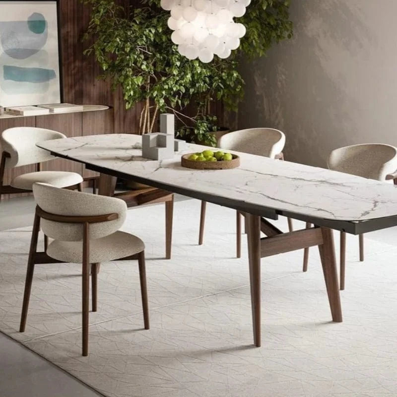 Chaise en bois massif design nordique