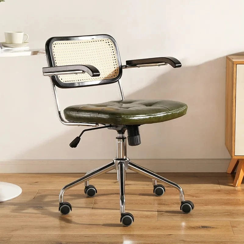 Chaise cuir et bois vintage