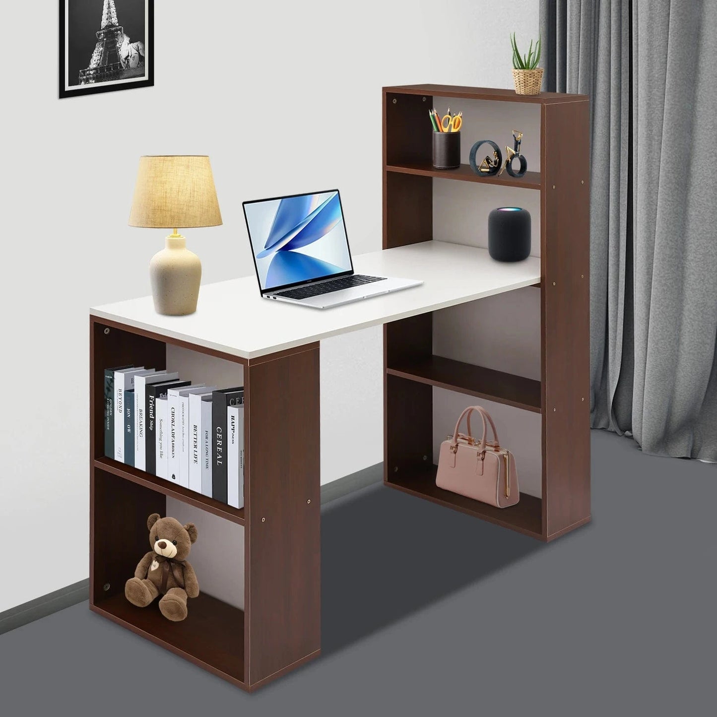 Bureau informatique avec étagère
