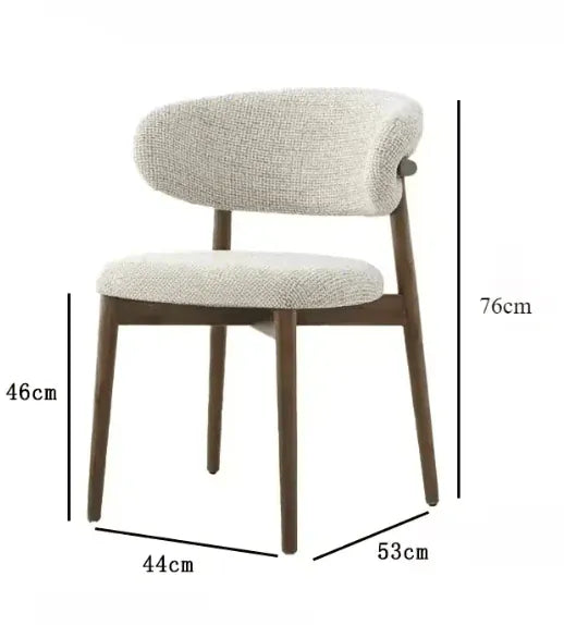 Chaise en bois massif design nordique