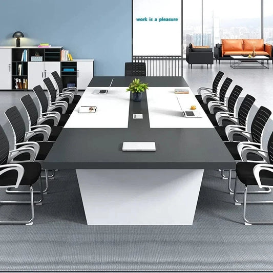 Grande table pour conférence