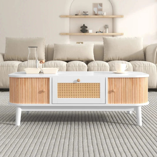Table basse design scandinave avec cannage