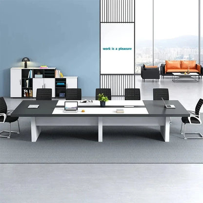Grande table pour conférence