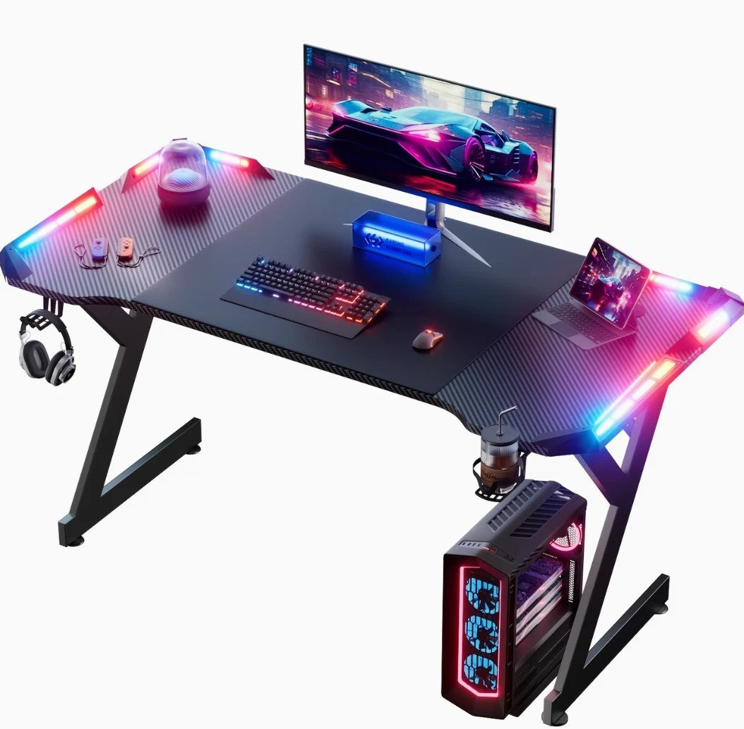 Piètement en Y et plateau ergonomique