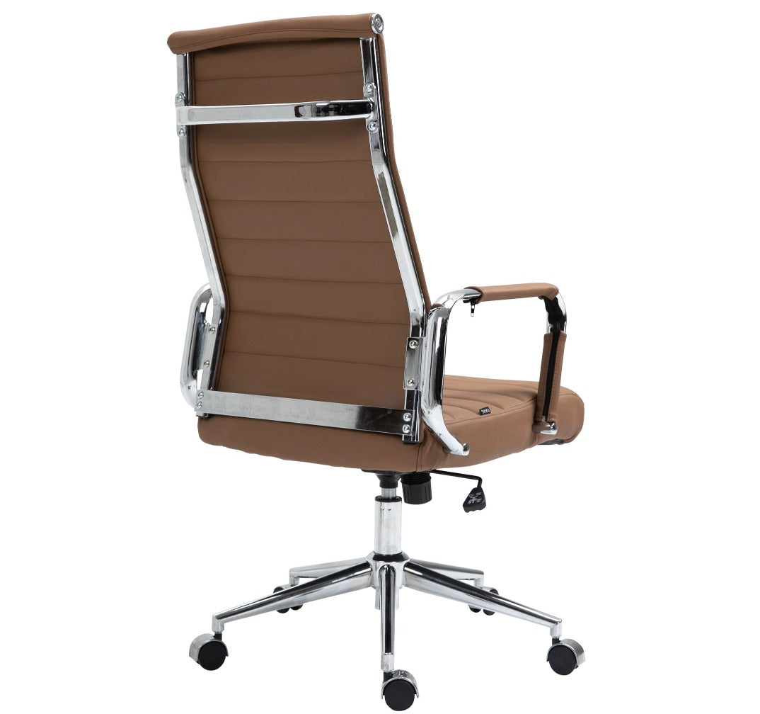 Chaise de bureau en cuir marron vue de dos
