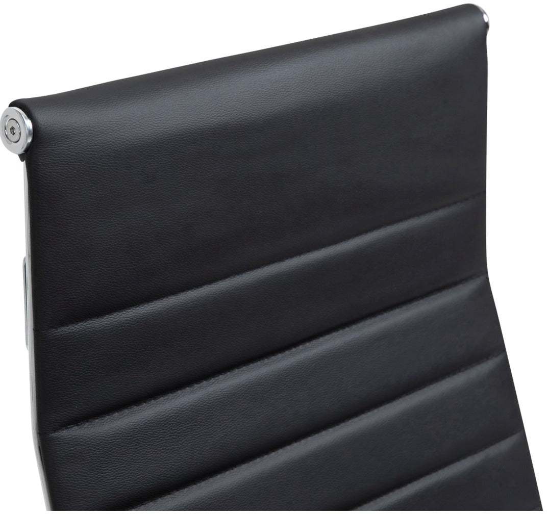 Cuir de vache matelassé en bandes horizontales